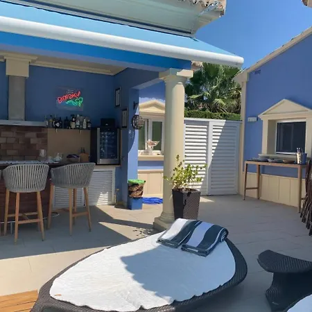 Lujosa De 3 Con Piscina Holiday home