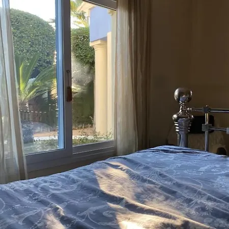 Holiday home Lujosa De 3 Con Piscina *