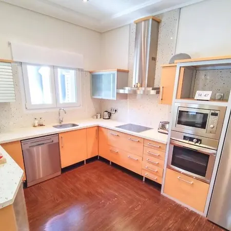 Lujosa De 3 Con Piscina Holiday home